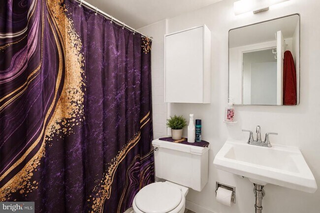 Photo - 220 Locust St Unit 18ES