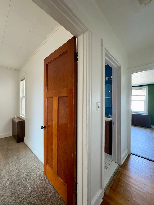 Photo - 324 Folcroft St Unit 2