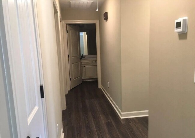 Photo - 255 Sterling Way