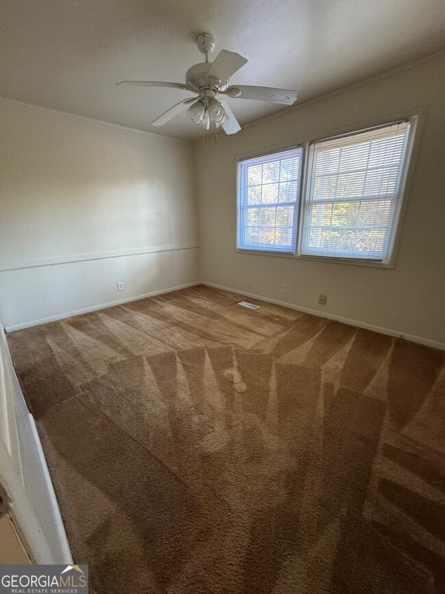 Photo - 140 Allenwood Rd SW