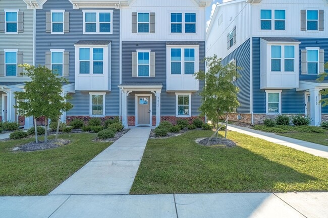 Photo - 2694A Azalea Garden Road