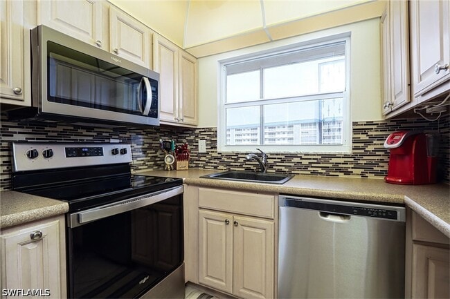 Photo - 25740 Hickory Blvd Unit 450
