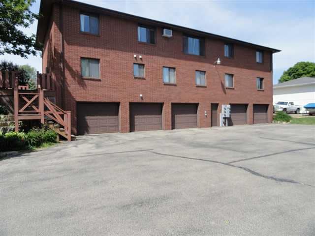 Photo - 725 Duggan Dr