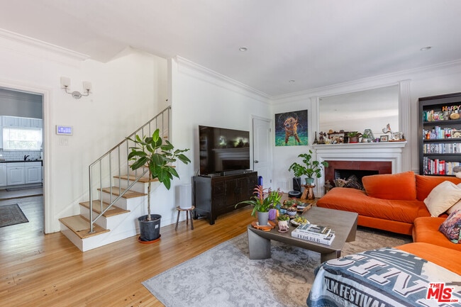 Building Photo - 9660 W Olympic Blvd Unit #966