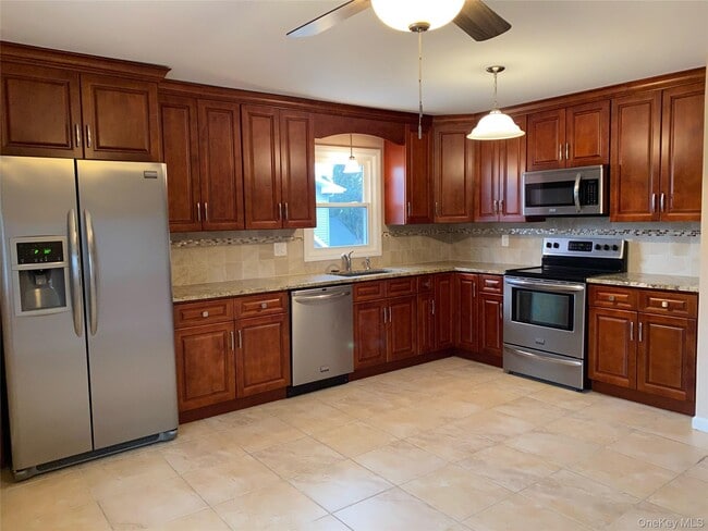 Photo - 2 Grand St S Unit 2