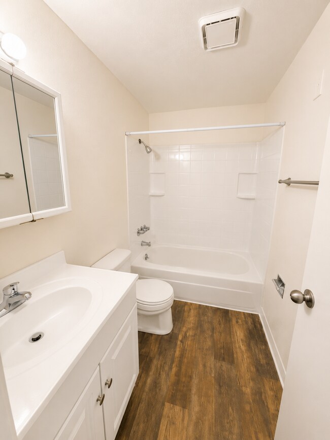 1122 Oakland St Unidad A