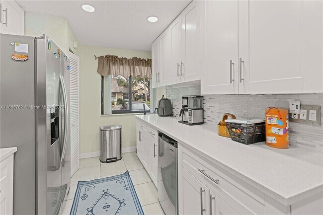 Photo - 230 SW 97th Terrace