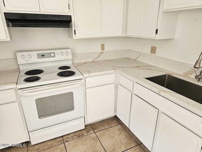 Building Photo - 4845 E Caballero Cir Rental