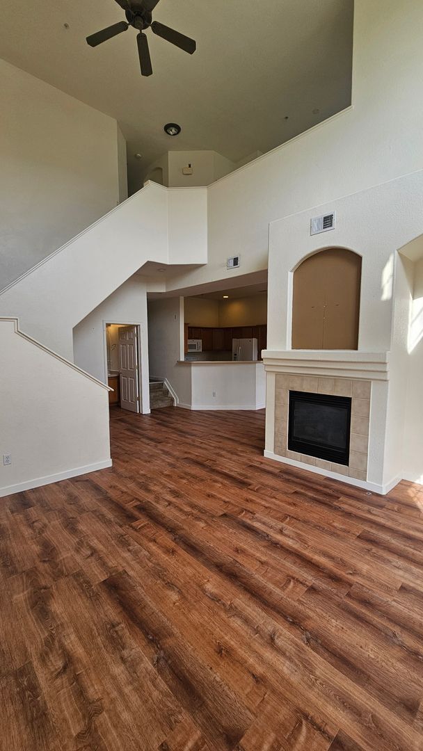 Photo - Bright and Open Condo