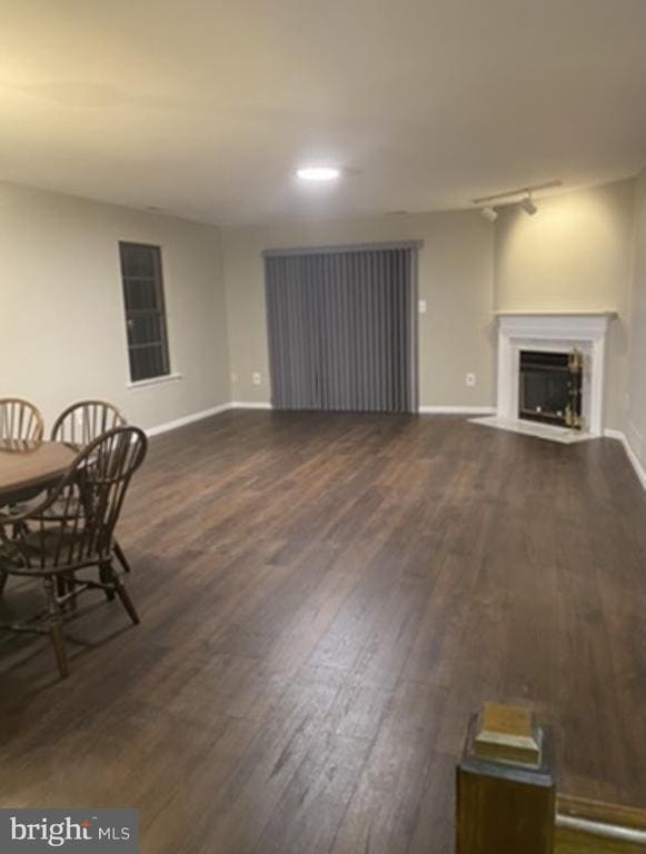 Photo - 213 Allens Ln