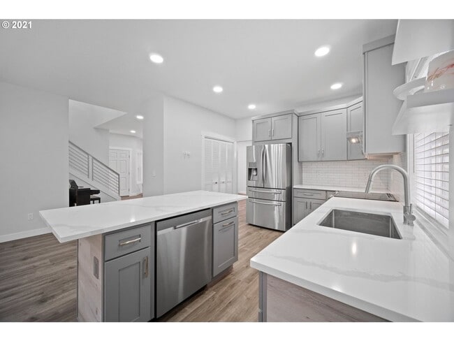 Photo - 4 Bedroom 2.5 Bath Home Recently Updated with Modern Finishes