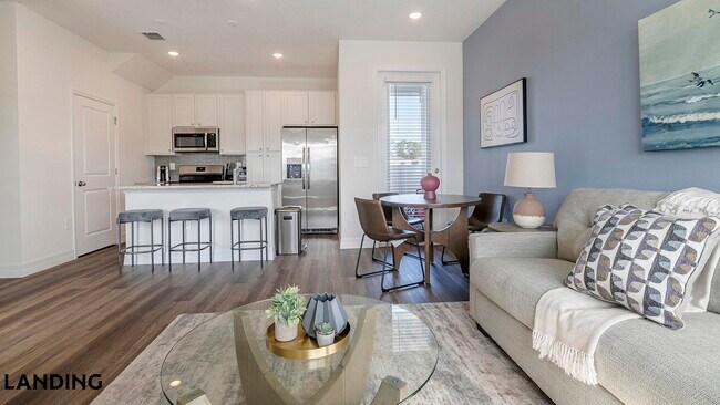 Photo - 8925 Livigno Wy Unidad 17-994