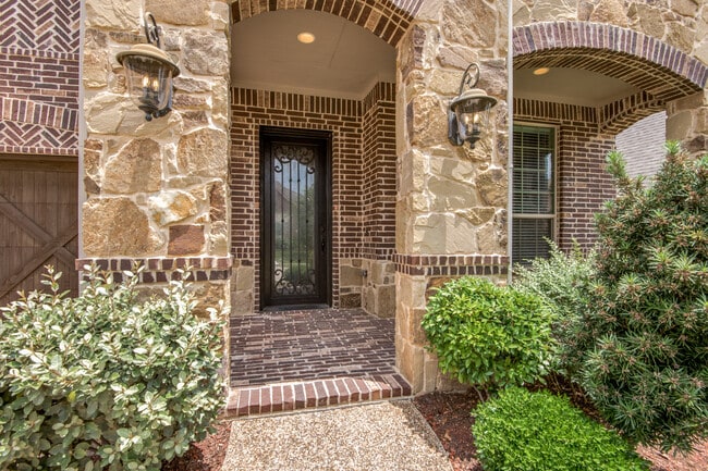 Photo - 2824 Earl Dr