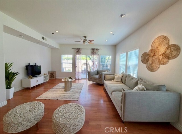 Photo - 7331 Shelby Pl Unit 102