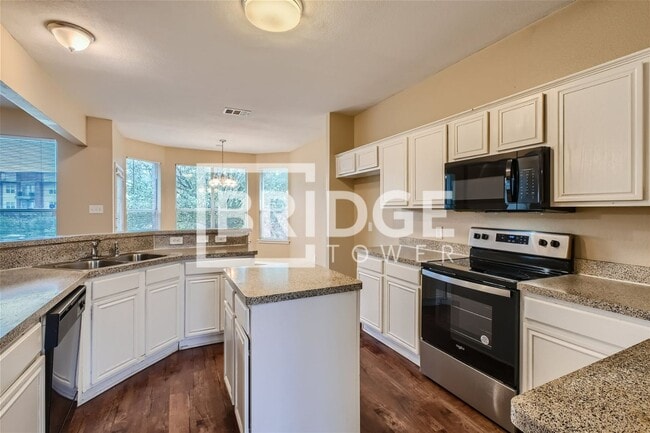 Photo - 3801 Remington Ct