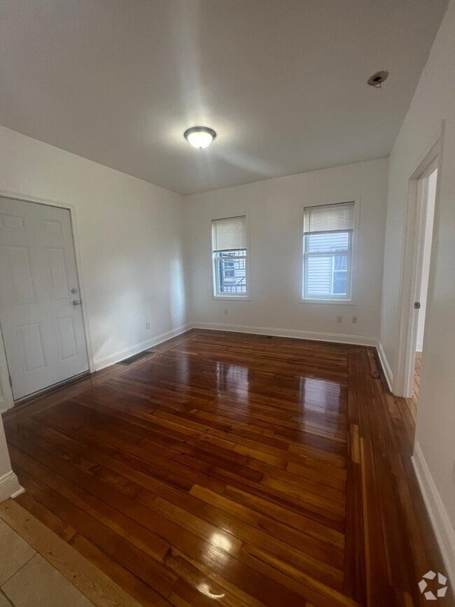 Building Photo - Washington Investment LLC Unit 227-3F Rental