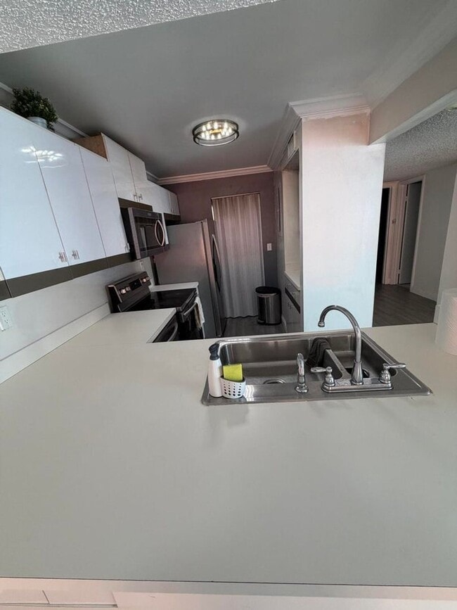 Building Photo - 10343 Greenhouse Rd