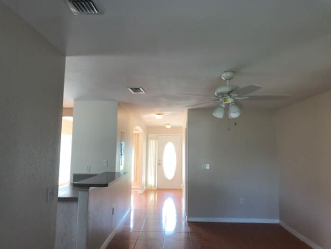 Photo - 622 Lemon St Unit A