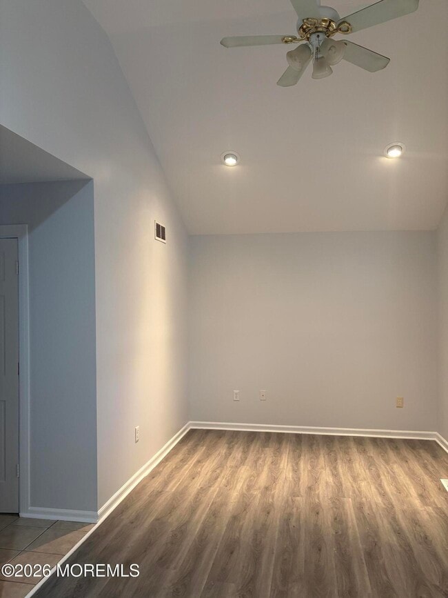 Photo - 211 Anthony Ave