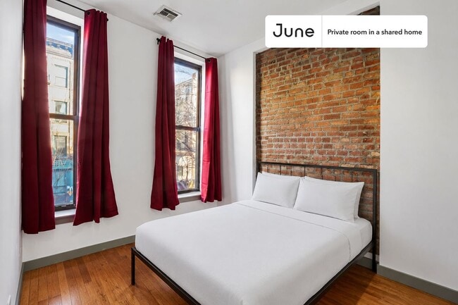Building Photo - Room in Shared 4 bed/1.5 bath home in Bedford-Stuyvesant
