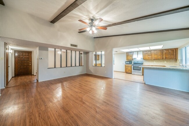 Photo - Move-In Ready 3-bed 2-bath!