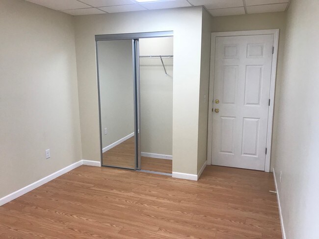 Photo - 215 N Division St