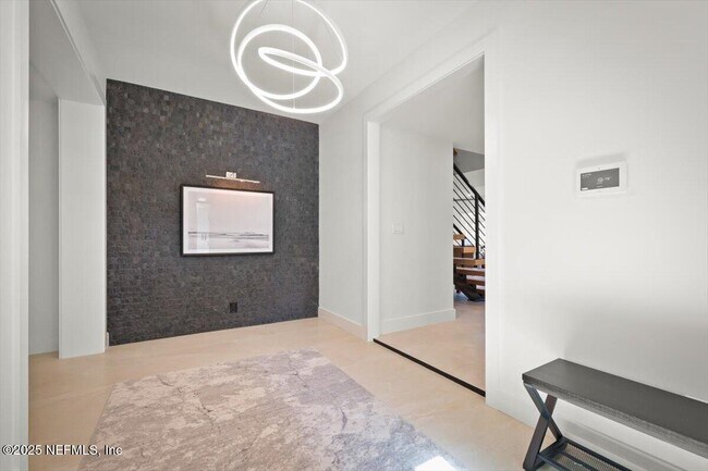 Photo - 739 Spinnakers Reach Dr