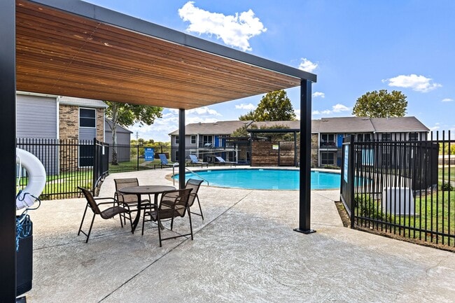 Photo - Cottonwood Park Village