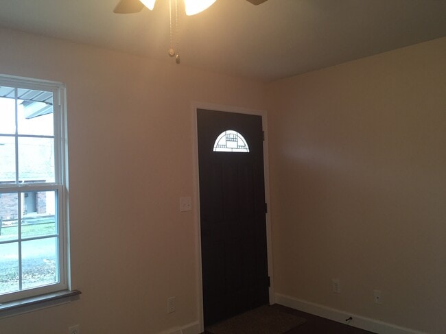 Photo - 301 Montgomery St Unidad A