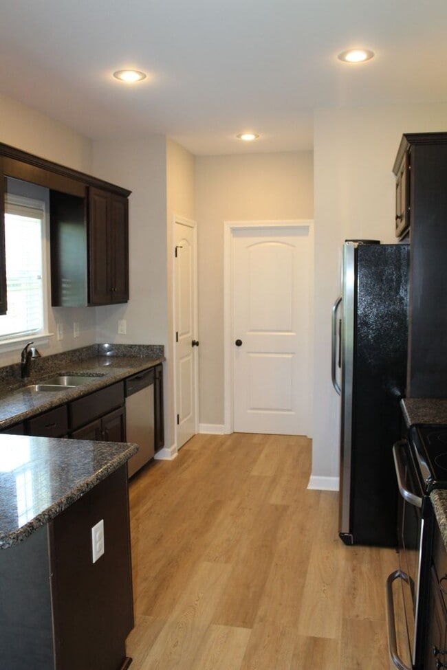 Photo - 103 Calabash Ct