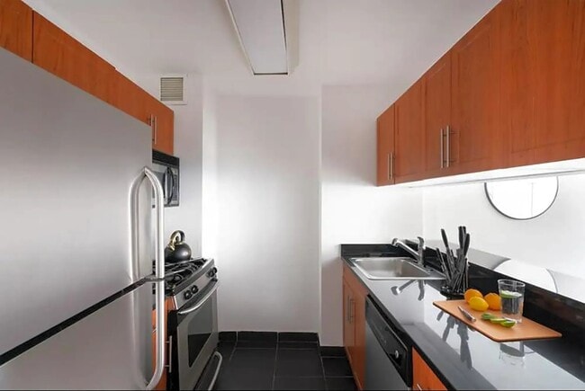 80 Maiden Ln Unidad 2108