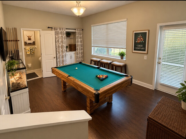 3015 Bayshore Pointe Dr