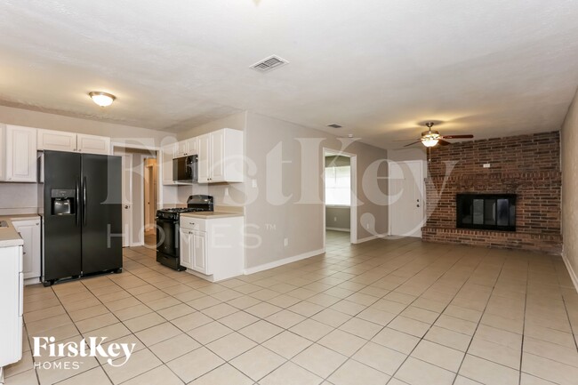 Photo - 115 Brook Hollow Dr