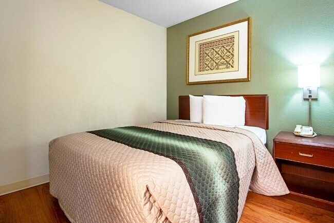 Emerald Suites Black Canyon