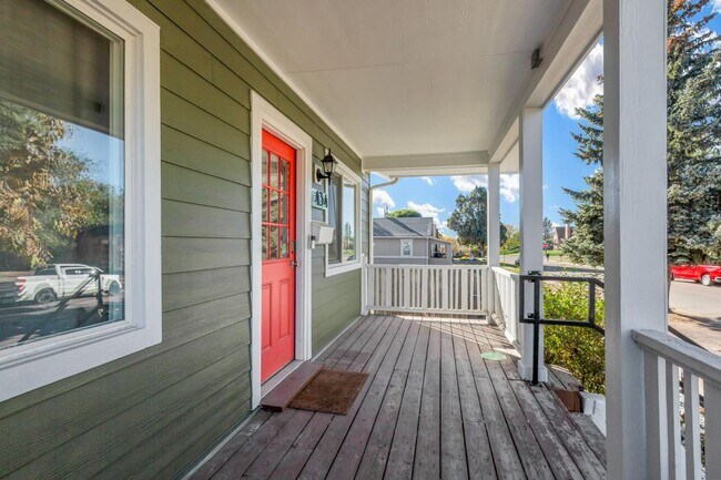 Photo - 434 Meade St
