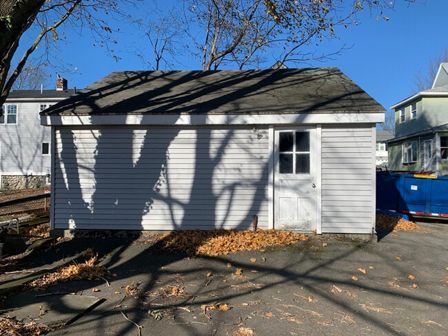 Photo - 468 Massasoit Rd Unidad 3