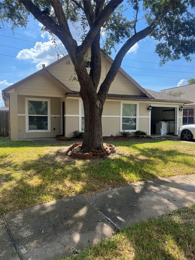 Photo - 15303 Riverside Grove Dr