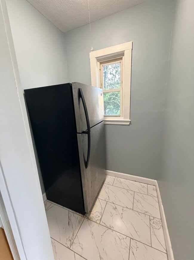 7 Crowell St Unit 3