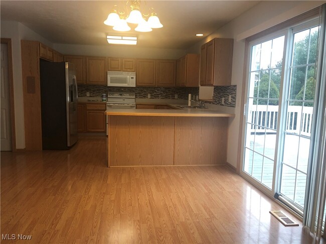 Photo - 6140 Champagne Shores