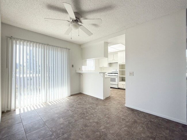 259 Alestar St Unit 4