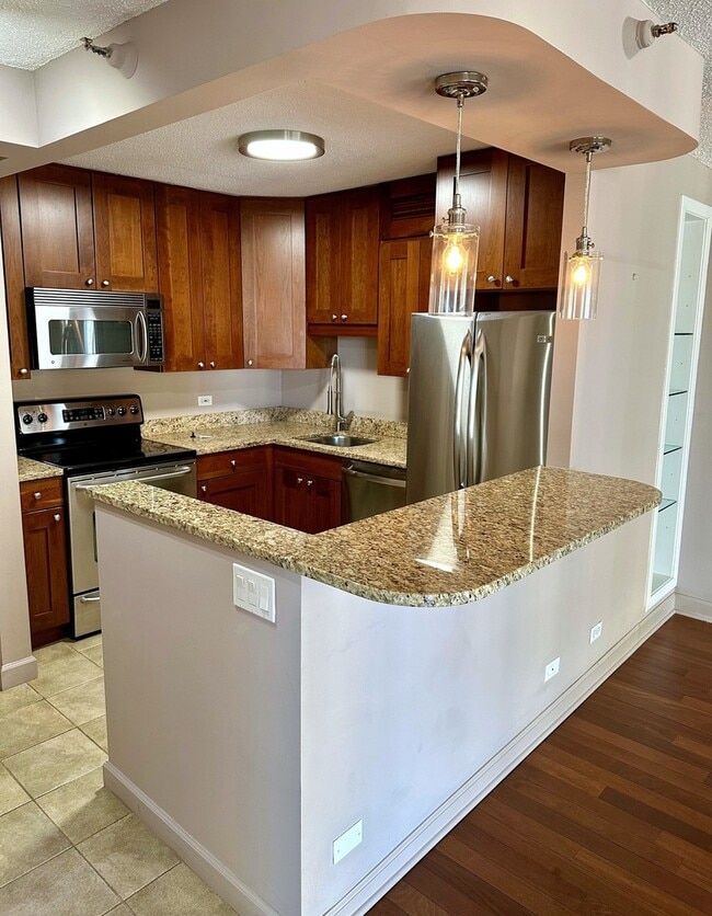 Photo - 10 E Ontario St Unidad 2407