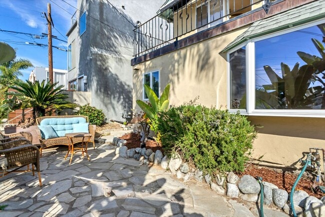 Photo - Great two story home in Pacific Beach close to the bay!