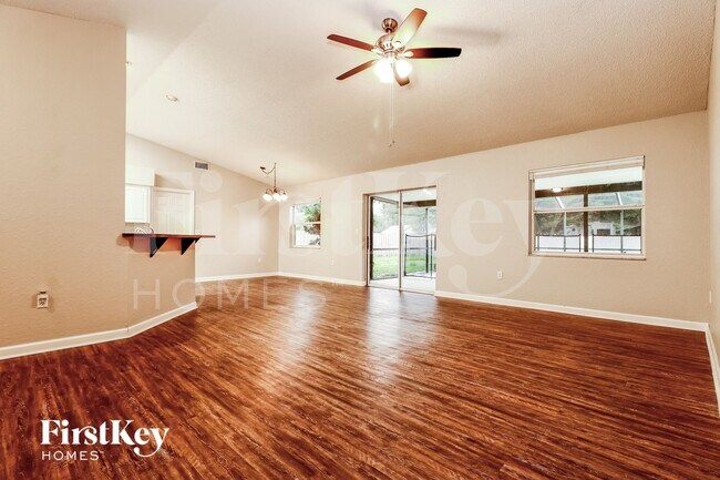 Photo - 6351 Hampton Pointe Cir