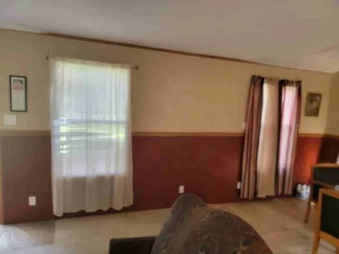 275 Carr Town Rd