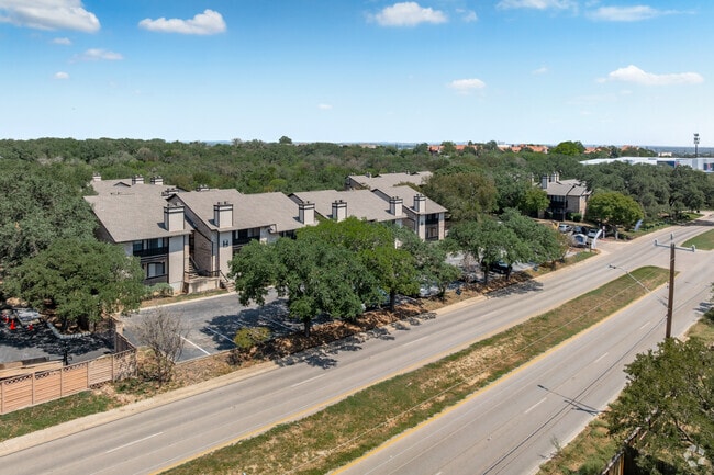 Stratton Park Apartments