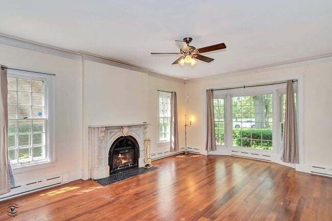 Photo - 1096 S Wildwood Ave