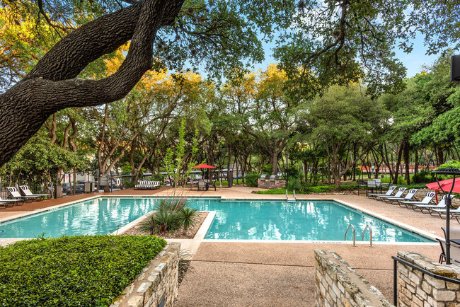 Landmark at Barton Creek - Landmark at Barton Creek Apartments