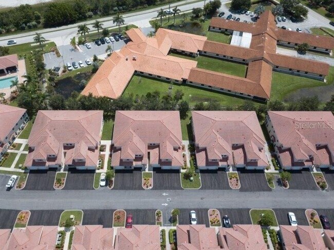 Photo - 240 West End Dr Unit 721