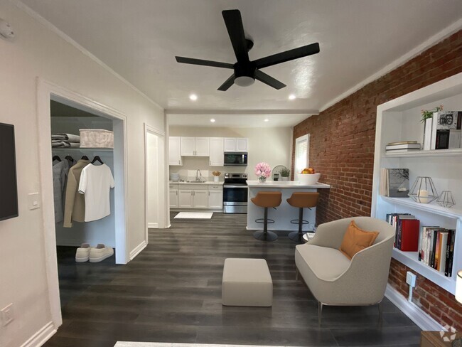 Building Photo - Flint 301 S Kenmore LLC Rental