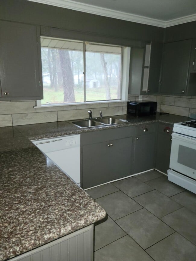 Photo - 29785 S Palmetto St